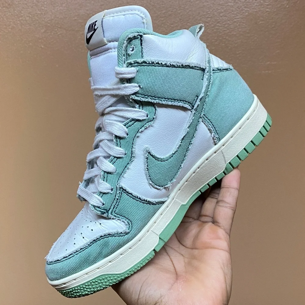 Nike Women’s Dunk High 1985 “Green Denim” Size 6.5